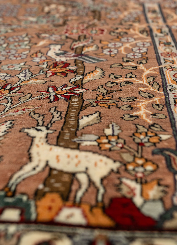 gulmarg red and orange silk hand knotted Rug - CloseUp