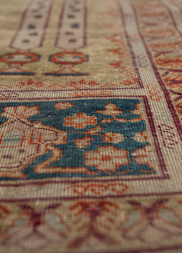 gulmarg green silk hand knotted Rug - CloseUp
