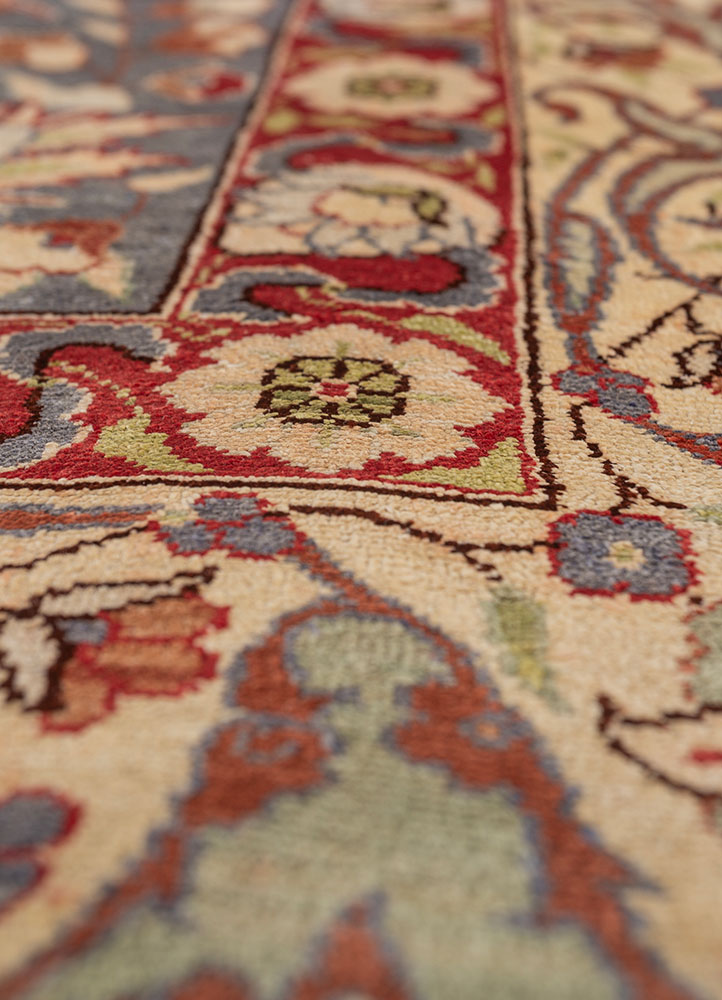 gulmarg grey and black silk hand knotted Rug - CloseUp