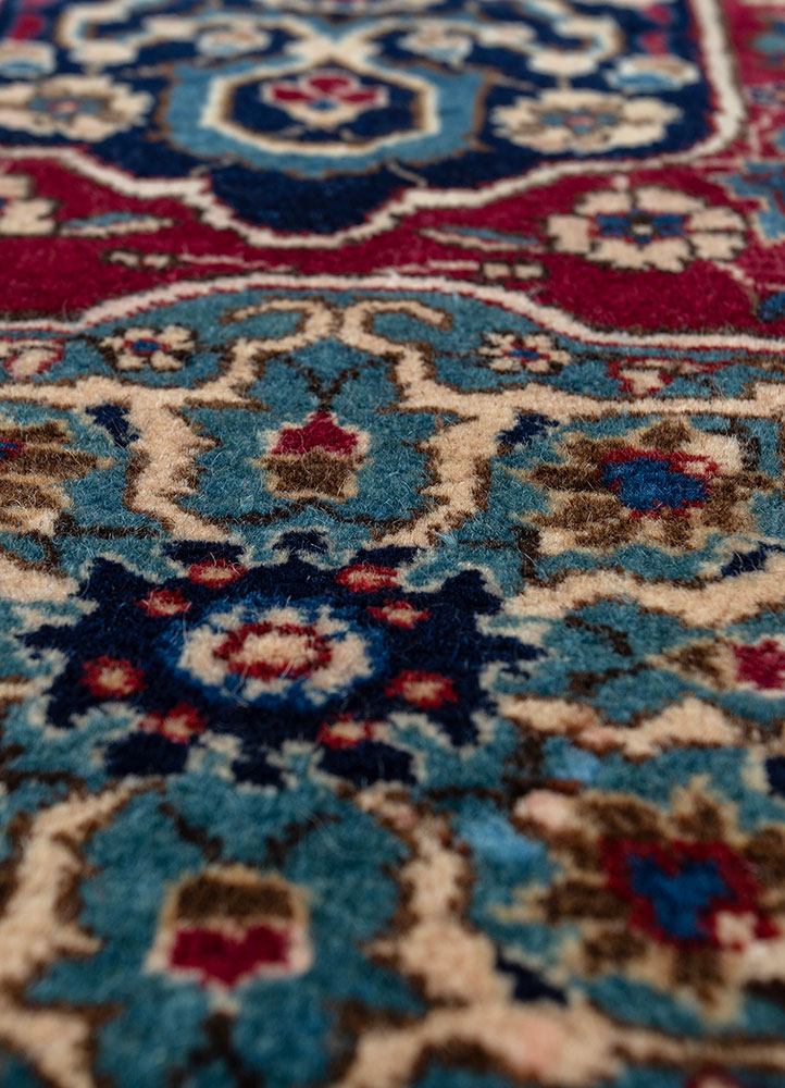 aalam red and orange wool hand knotted Rug - CloseUp