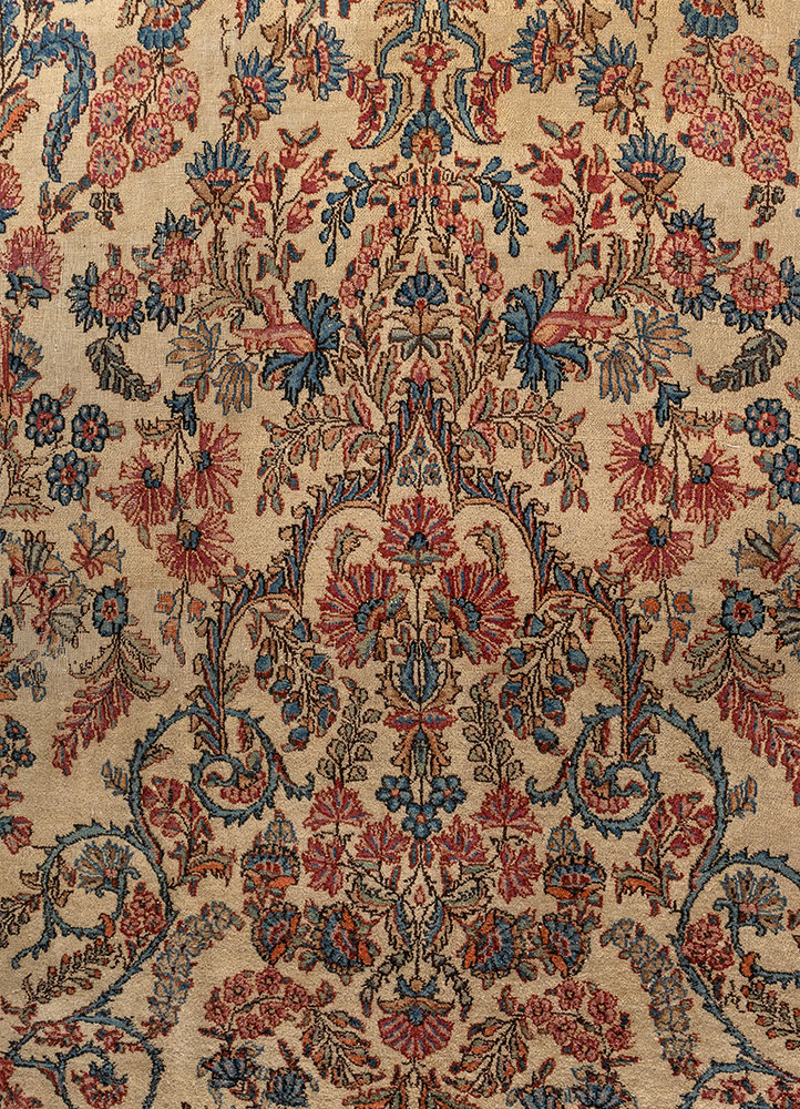 aalam green wool hand knotted Rug - CloseUp