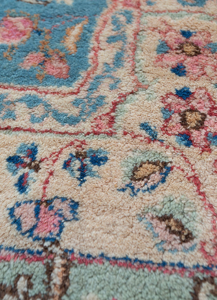 aalam red and orange wool hand knotted Rug - CloseUp