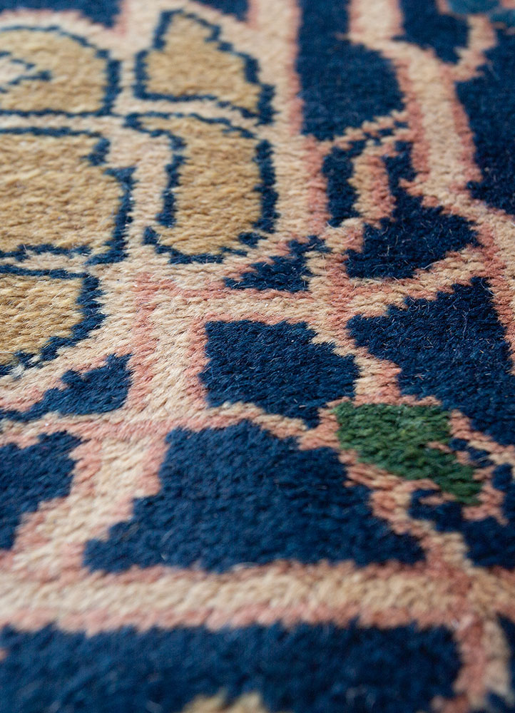 aalam blue wool hand knotted Rug - CloseUp