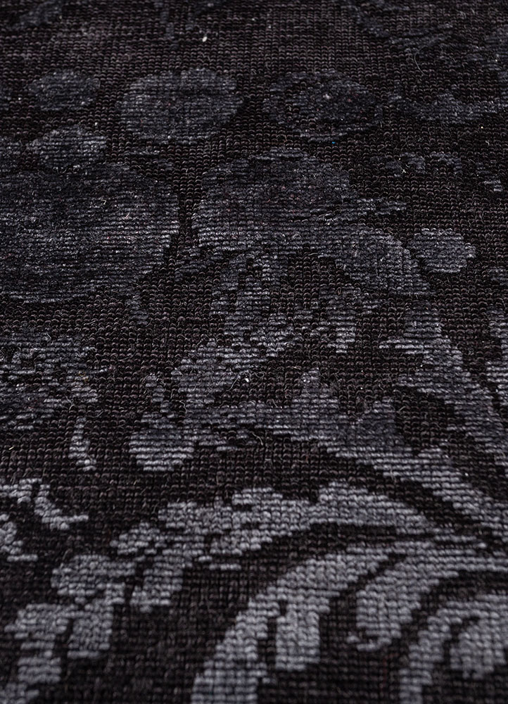 azalea grey and black wool and silk hand knotted Rug - CloseUp