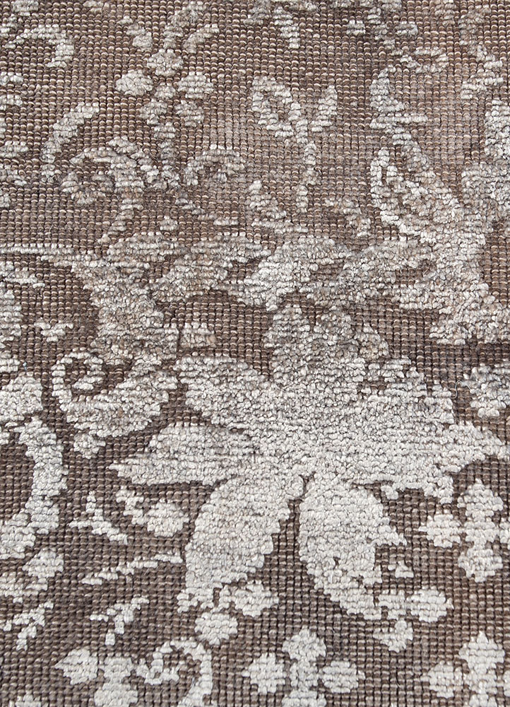 azalea grey and black wool and silk hand knotted Rug - CloseUp