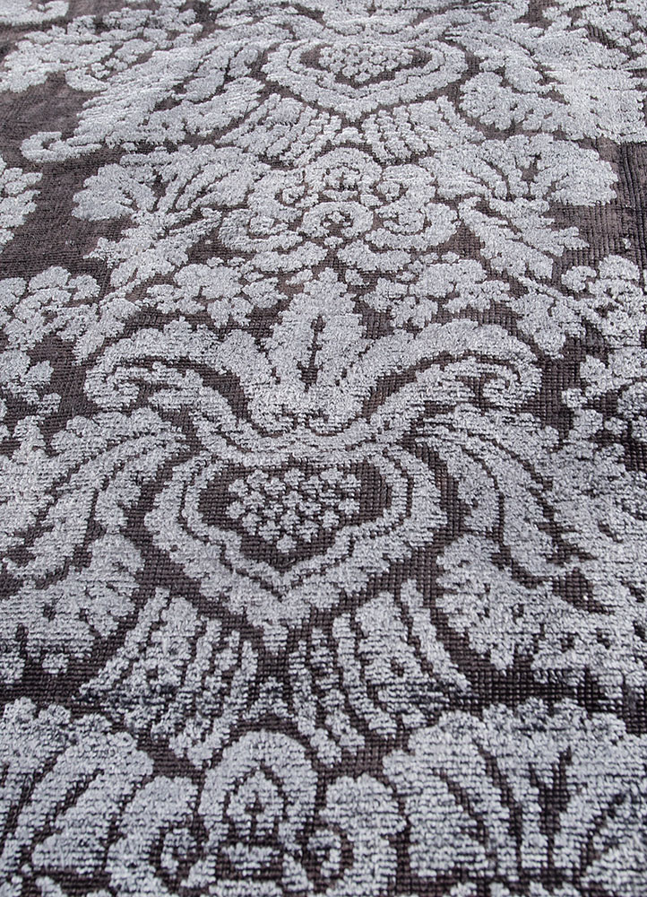 azalea grey and black wool and silk hand knotted Rug - CloseUp