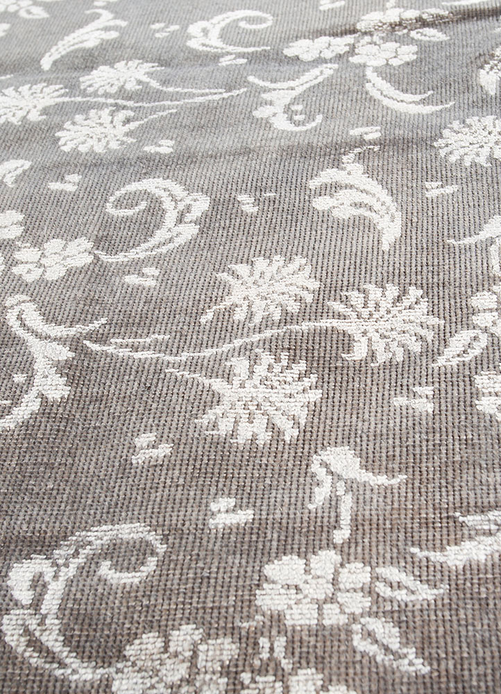 azalea grey and black wool and silk hand knotted Rug - CloseUp