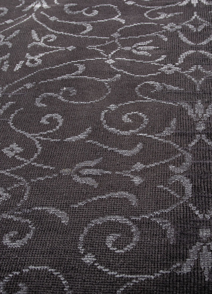 azalea grey and black wool and silk hand knotted Rug - CloseUp