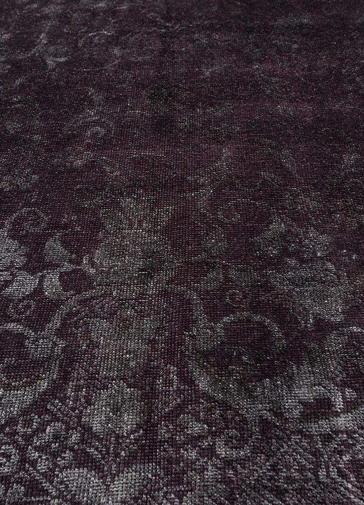 azalea grey and black wool and silk hand knotted Rug - CloseUp