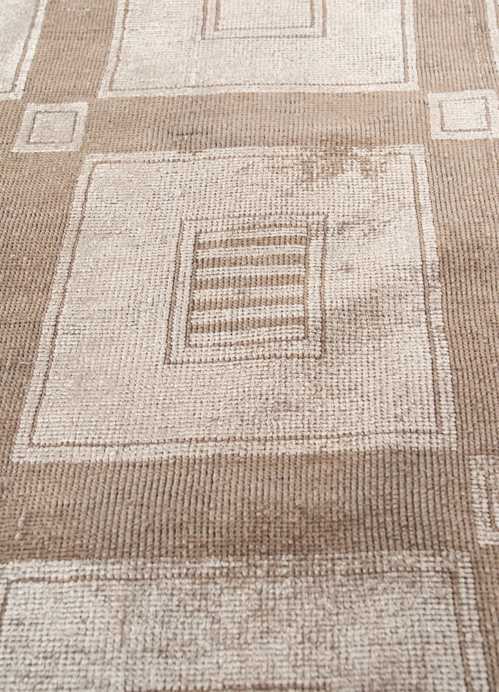 aalam green wool and silk hand knotted Rug - CloseUp