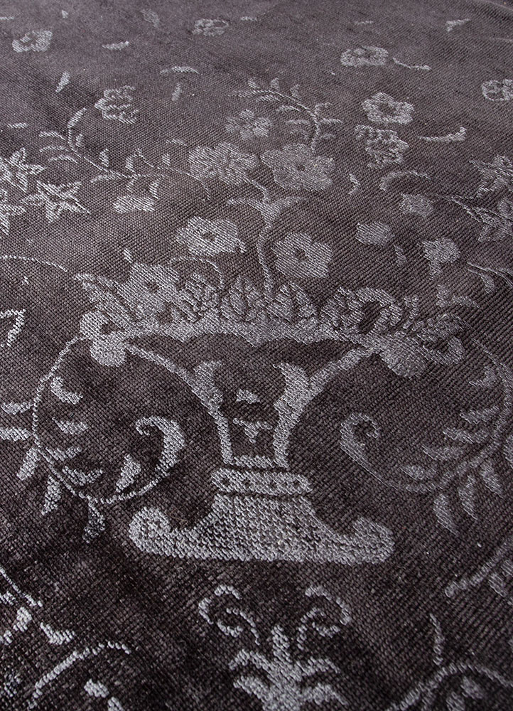 azalea grey and black wool and silk hand knotted Rug - CloseUp