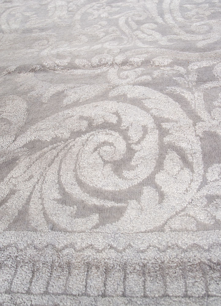 aalam grey and black wool and silk hand knotted Rug - CloseUp