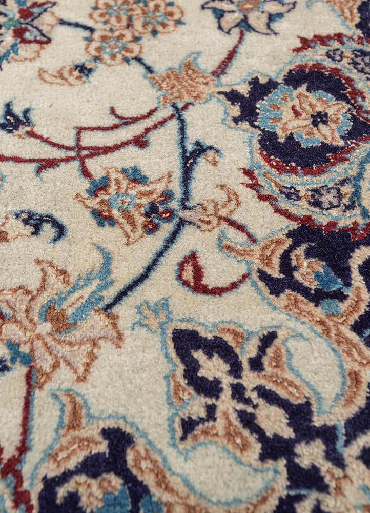 gulmarg blue wool and silk hand knotted Rug - CloseUp