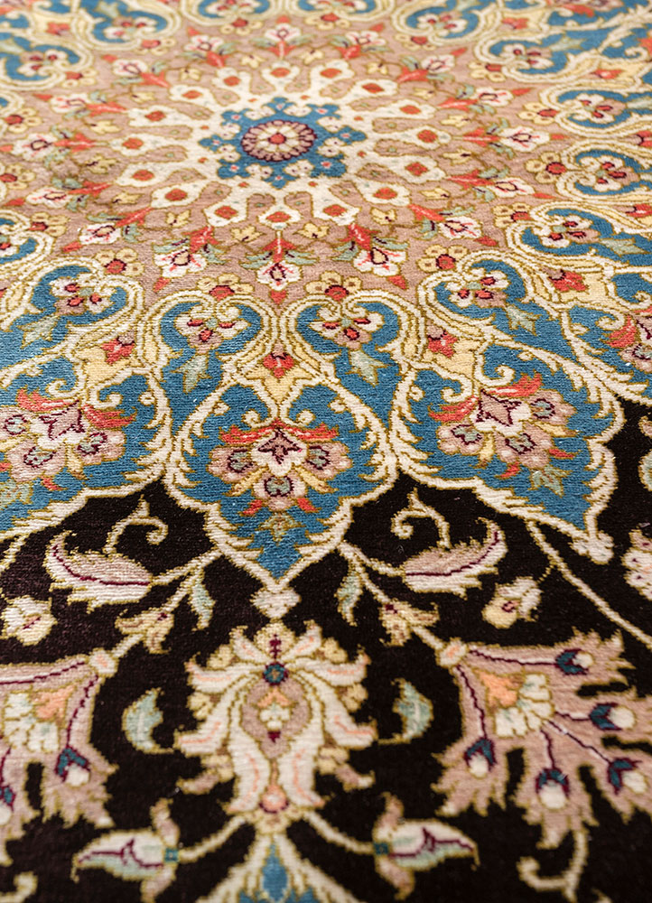 gulmarg beige and brown silk hand knotted Rug - CloseUp
