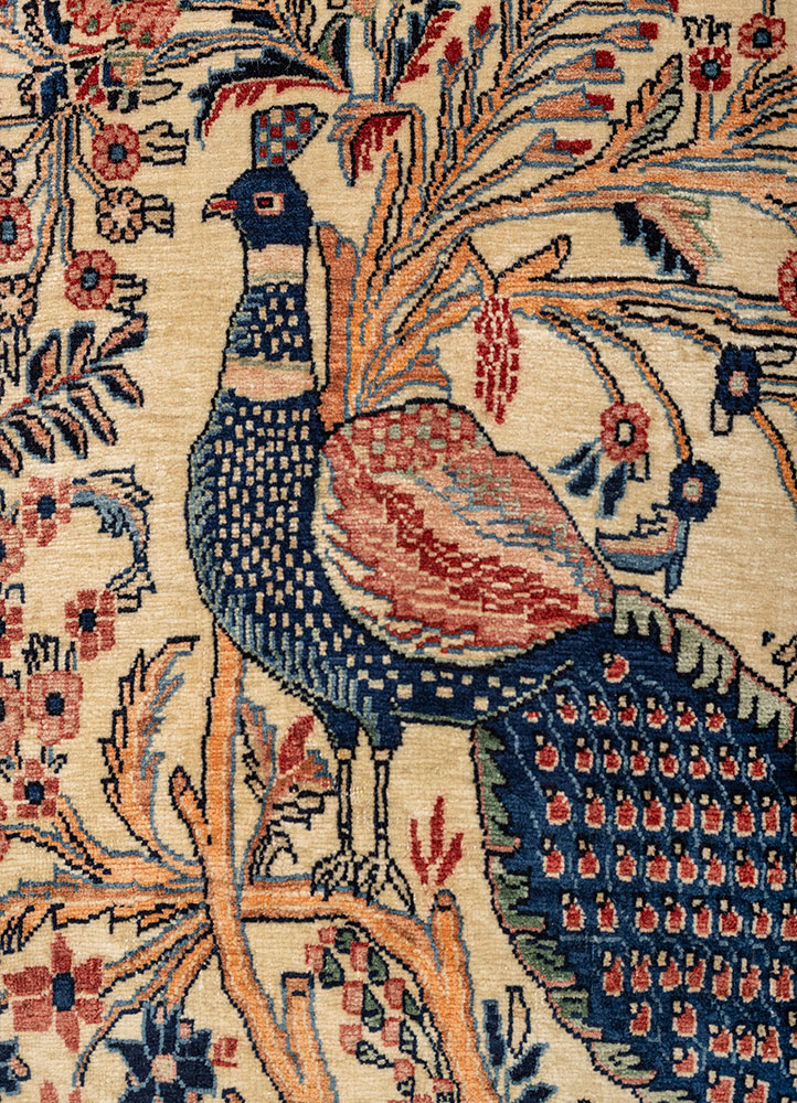 aalam gold wool hand knotted Rug - CloseUp