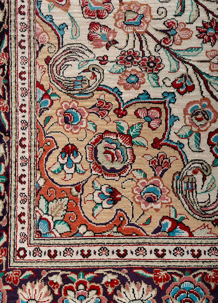 gulmarg red and orange silk hand knotted Rug - CloseUp