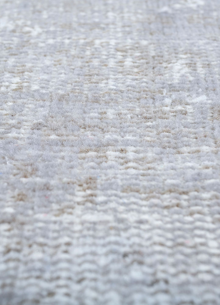 vintage grey and black wool hand knotted Rug - CloseUp
