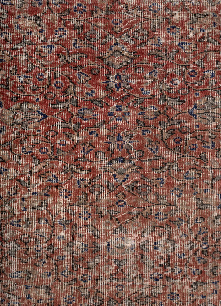 vintage red and orange wool and bamboo silk hand knotted Rug - CloseUp