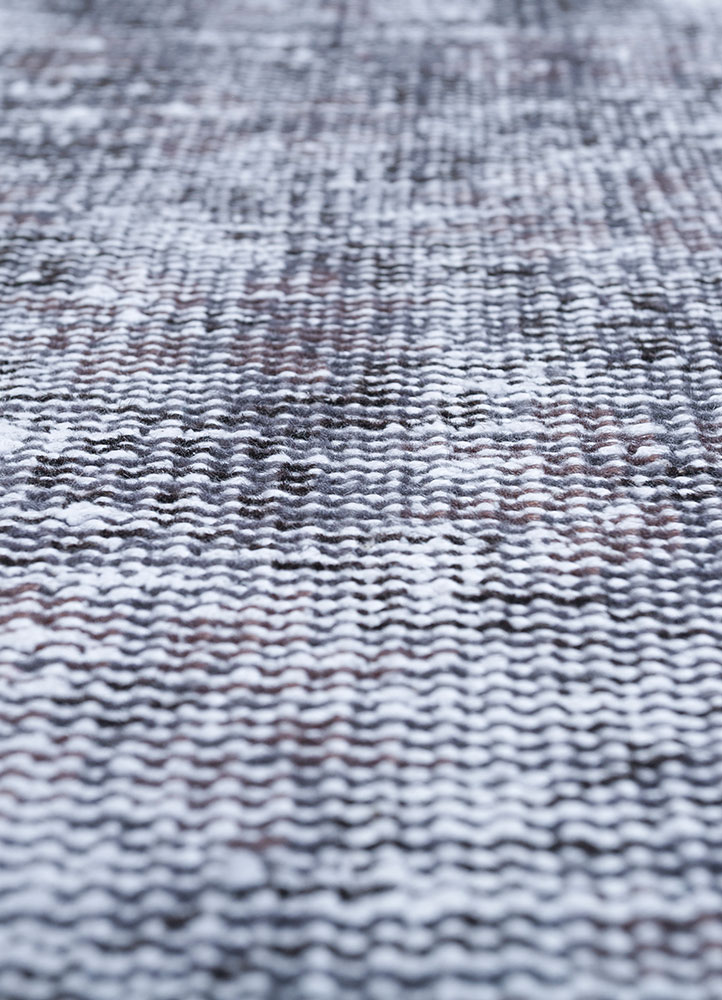 lacuna grey and black wool hand knotted Rug - CloseUp