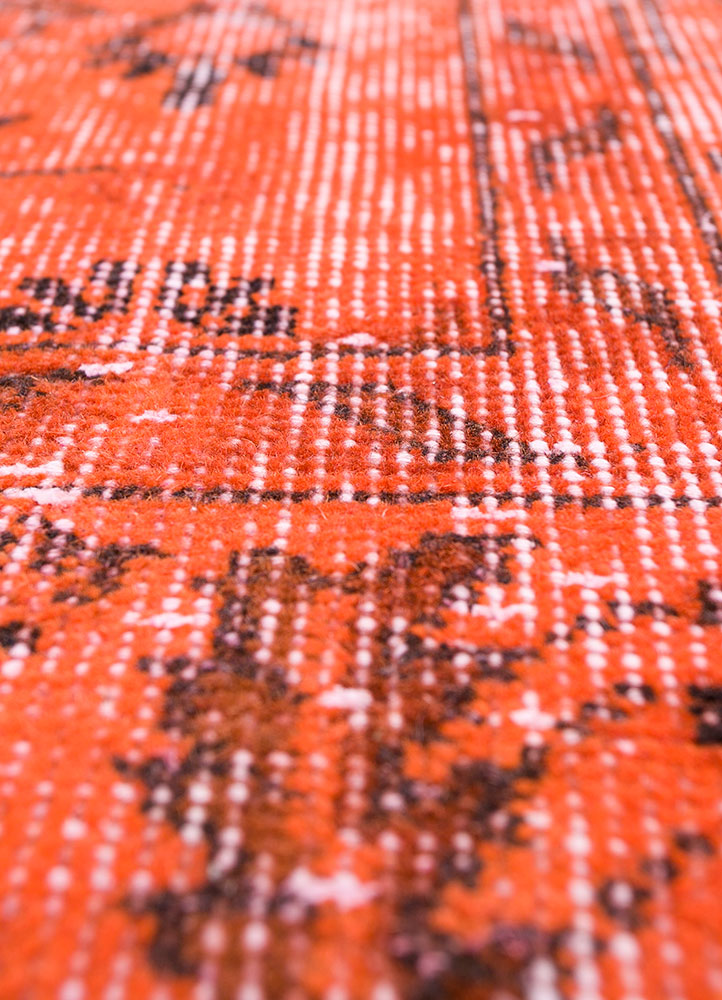 lacuna red and orange wool hand knotted Rug - CloseUp