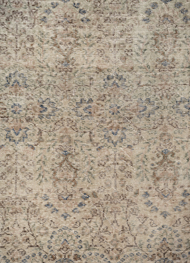 vintage blue wool hand knotted Rug - CloseUp