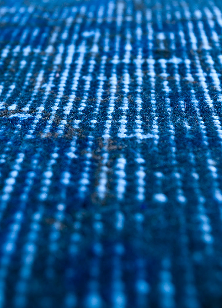 lacuna blue wool hand knotted Rug - CloseUp