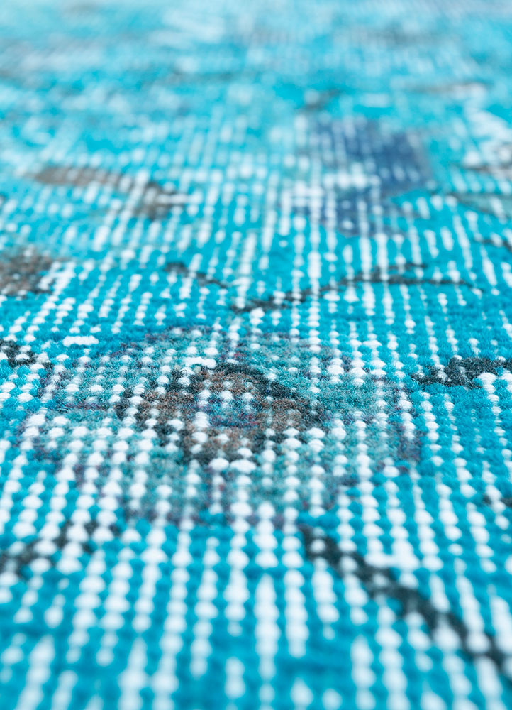 lacuna blue wool hand knotted Rug - CloseUp