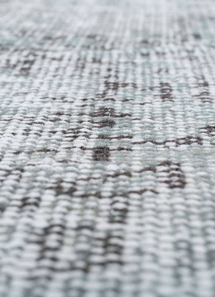 vintage grey and black wool hand knotted Rug - CloseUp