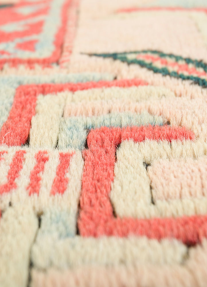 nuray red and orange wool hand knotted Rug - CloseUp
