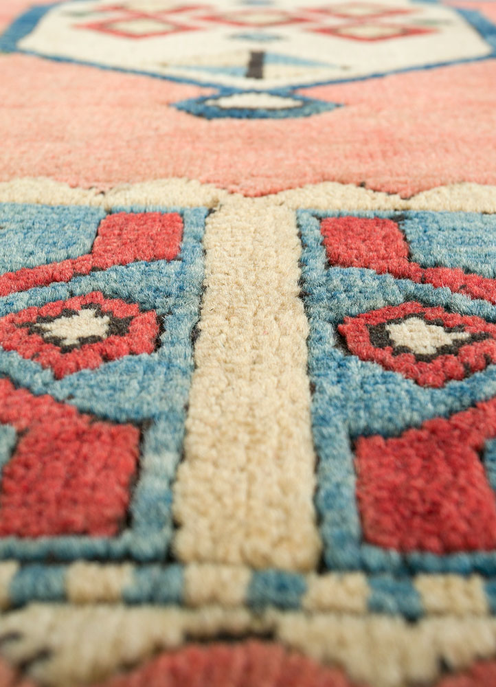 nuray red and orange wool hand knotted Rug - CloseUp