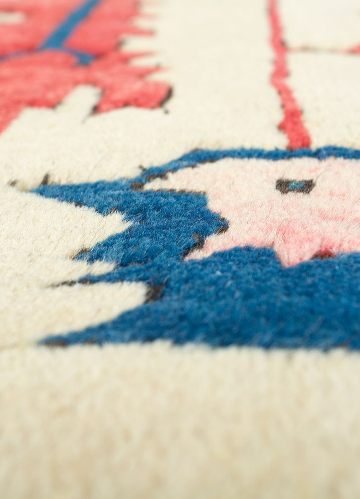 nuray multi wool hand knotted Rug - CloseUp