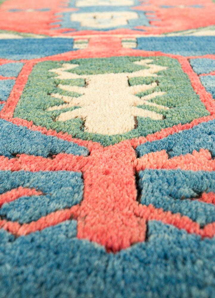 nuray blue wool hand knotted Rug - CloseUp