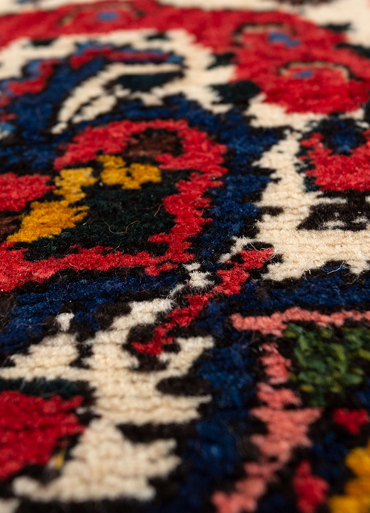 nuray red and orange wool hand knotted Rug - CloseUp