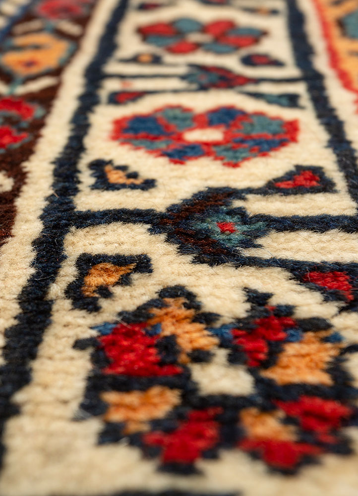 nuray blue wool hand knotted Rug - CloseUp
