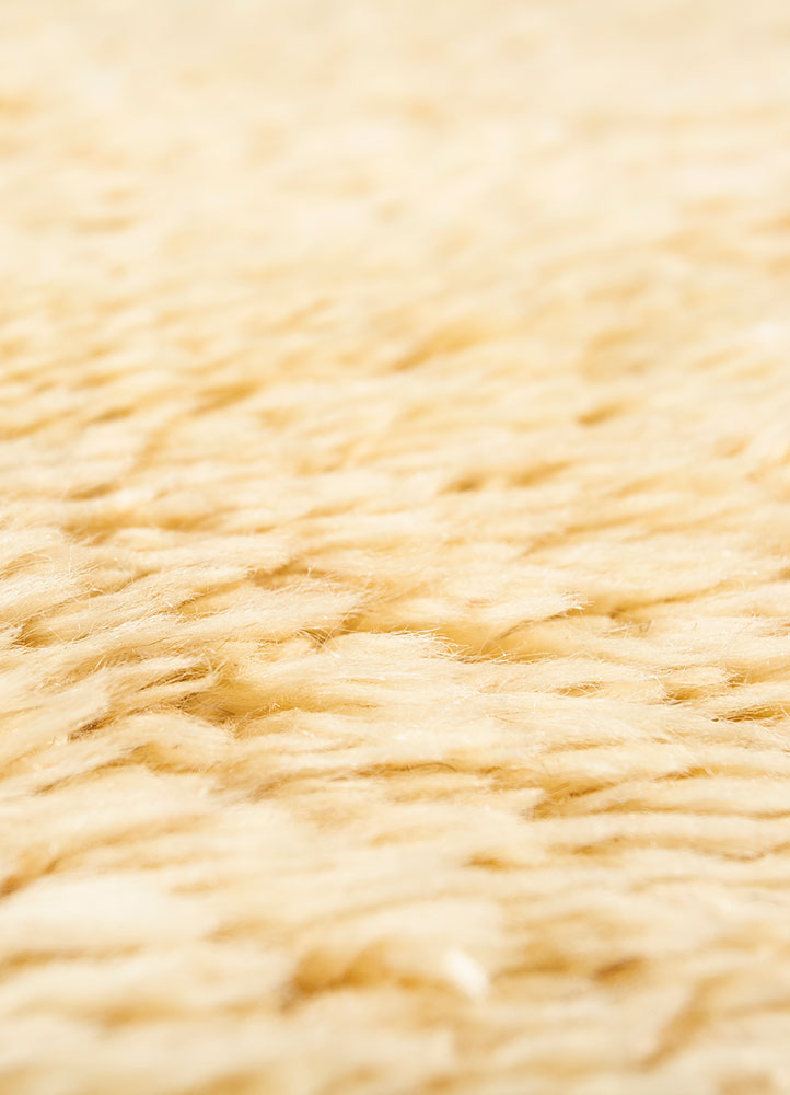 zuri ivory wool hand knotted Rug - CloseUp