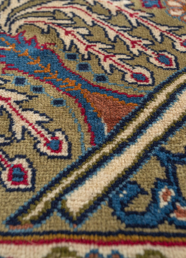 aalam red and orange wool hand knotted Rug - CloseUp