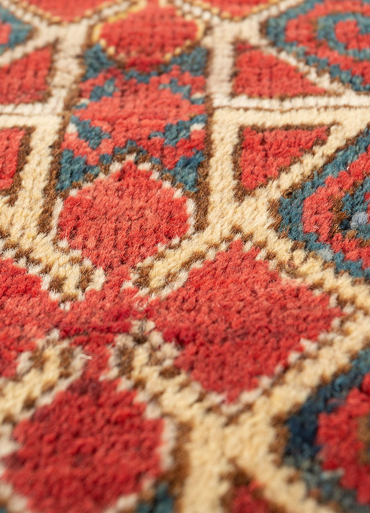 kiaan red and orange wool hand knotted Rug - CloseUp