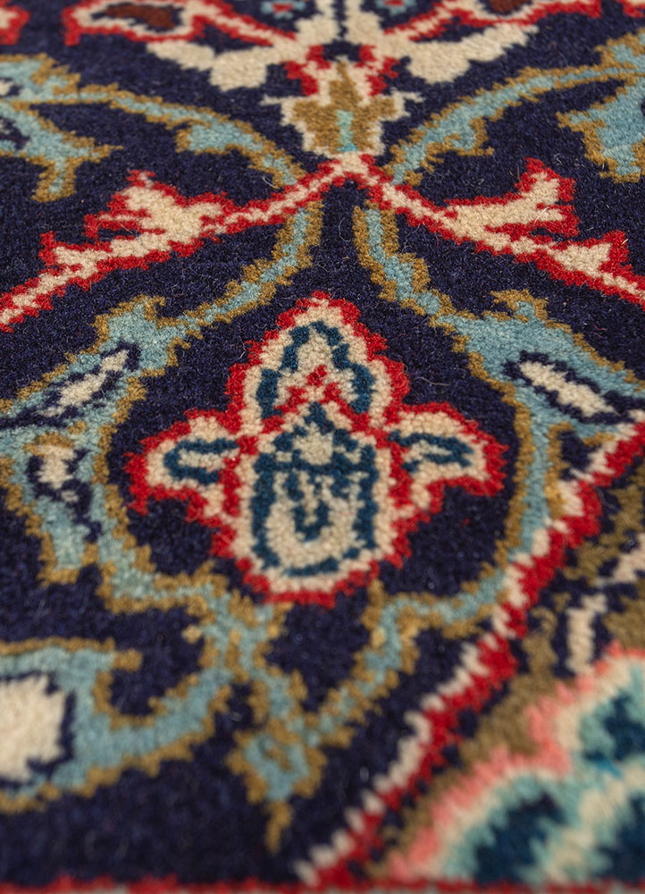 aalam blue wool hand knotted Rug - CloseUp