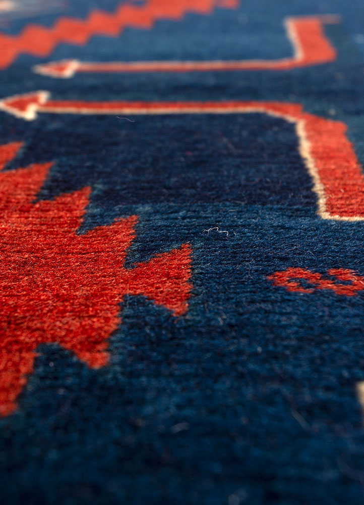 kiaan blue wool hand knotted Rug - CloseUp