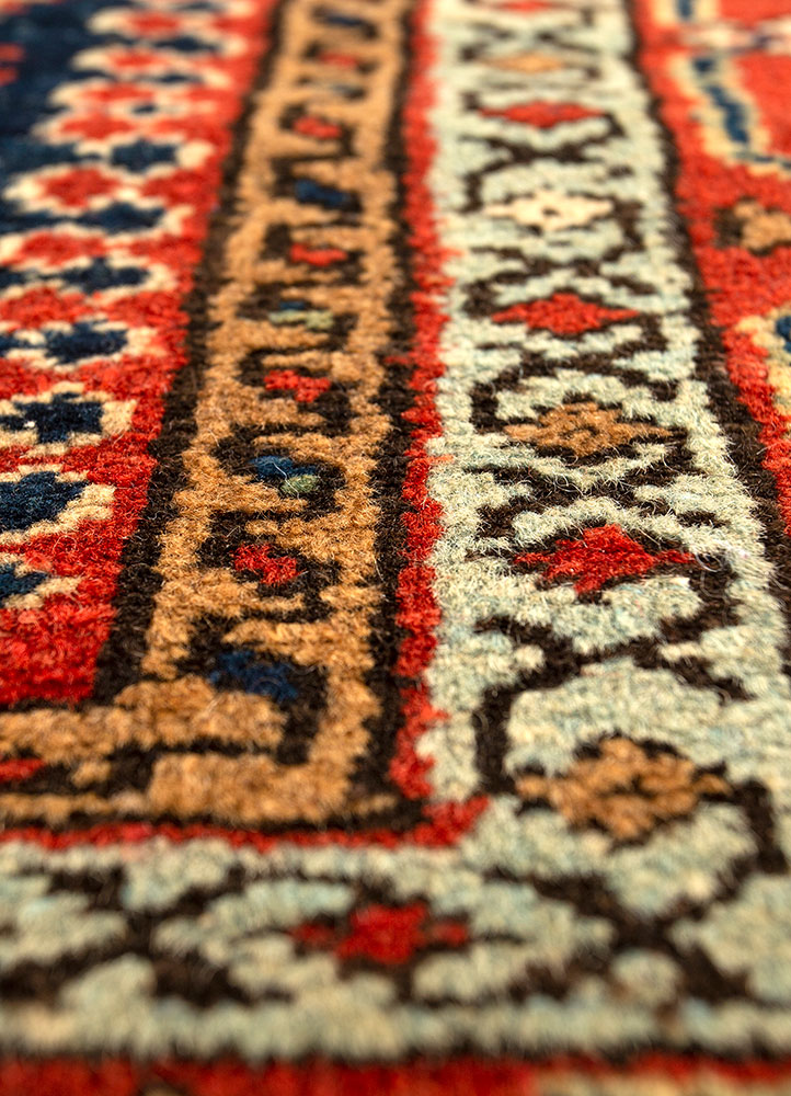 kiaan blue wool hand knotted Rug - CloseUp