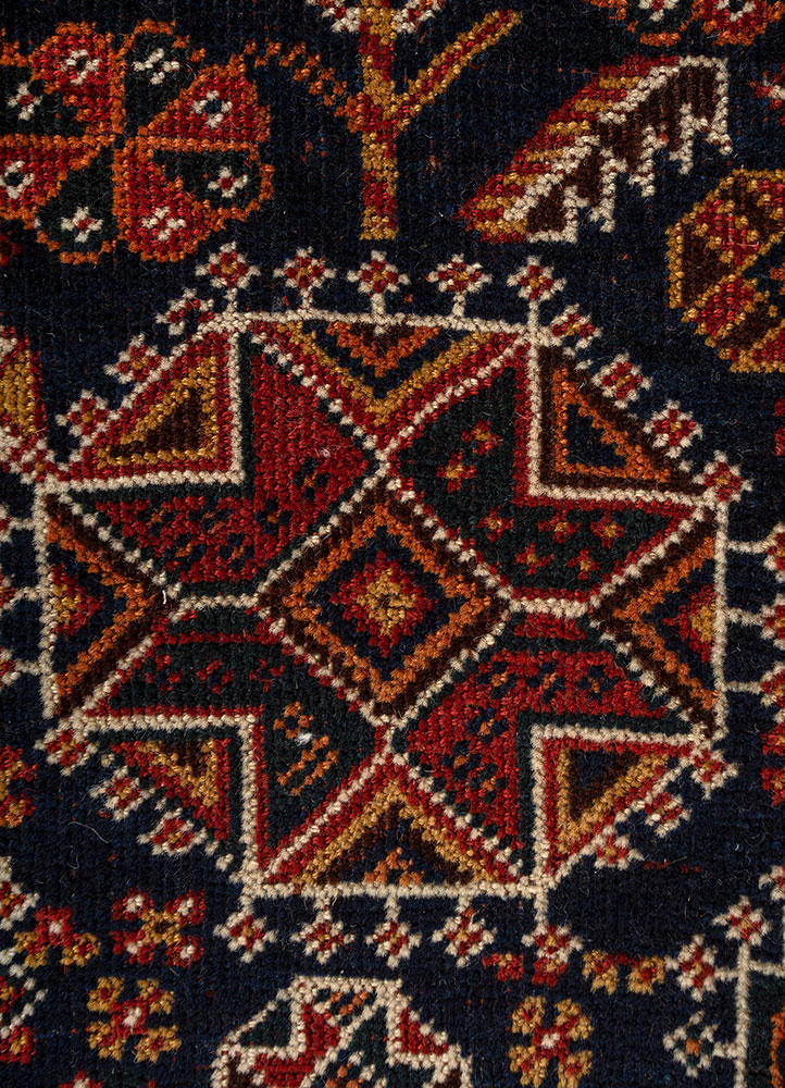aalam blue wool hand knotted Rug - CloseUp