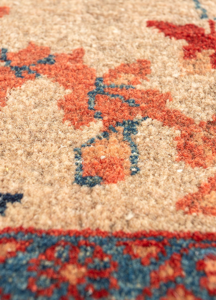 aalam ivory wool hand knotted Rug - CloseUp