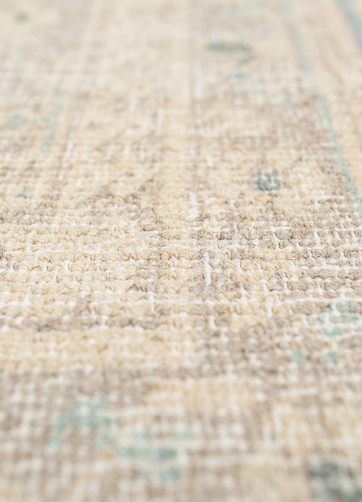aalam ivory wool hand knotted Rug - CloseUp