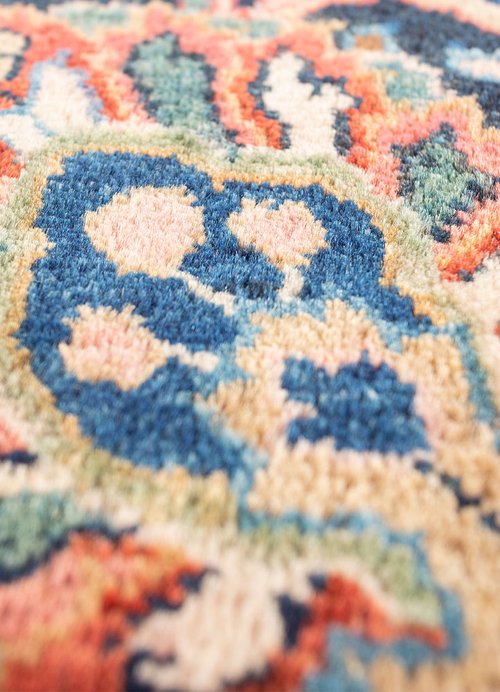 aalam red and orange wool hand knotted Rug - CloseUp