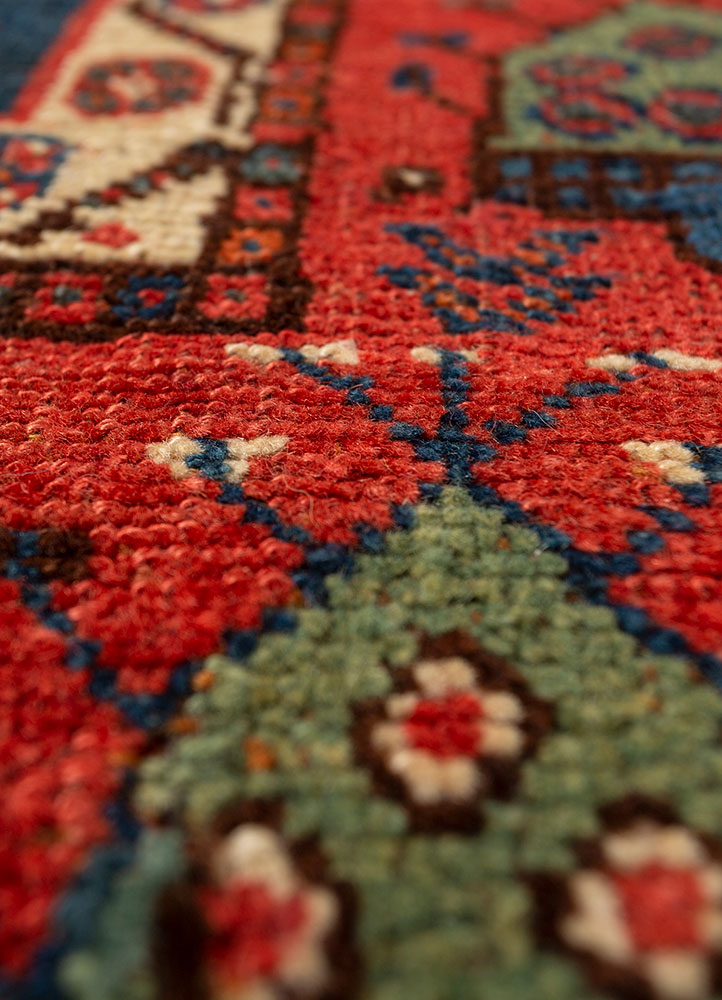 kiaan blue wool hand knotted Rug - CloseUp