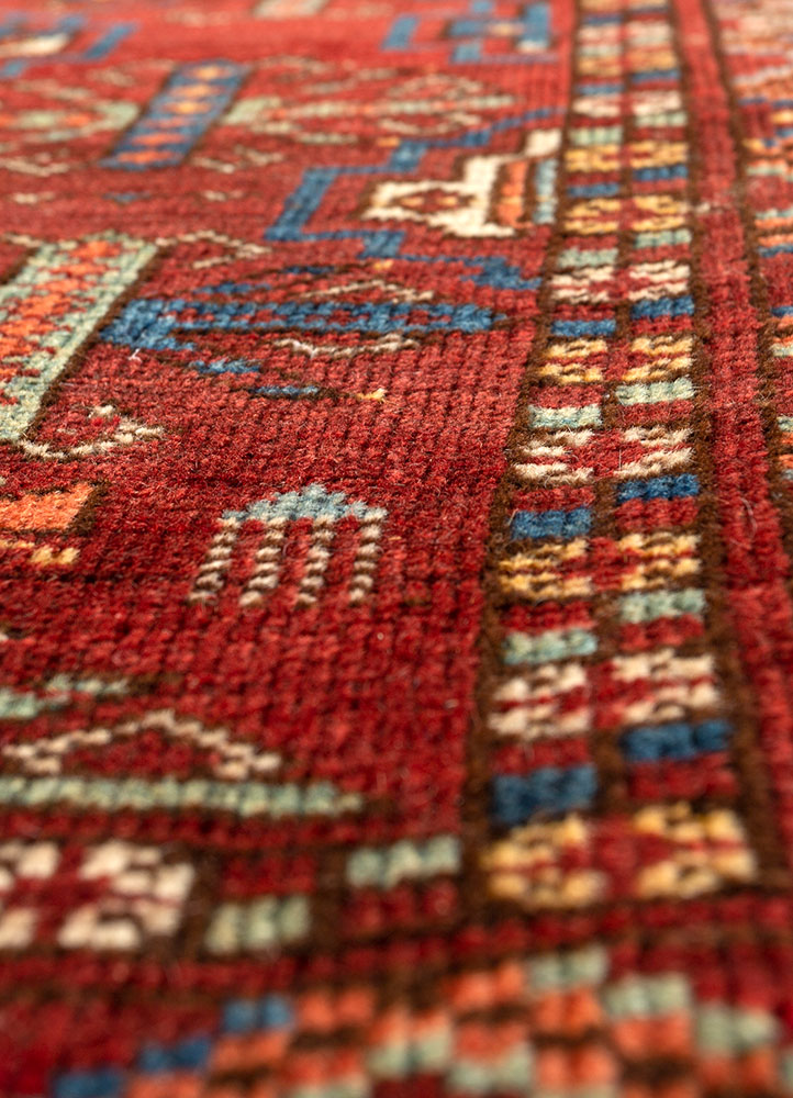 kiaan red and orange wool hand knotted Rug - CloseUp