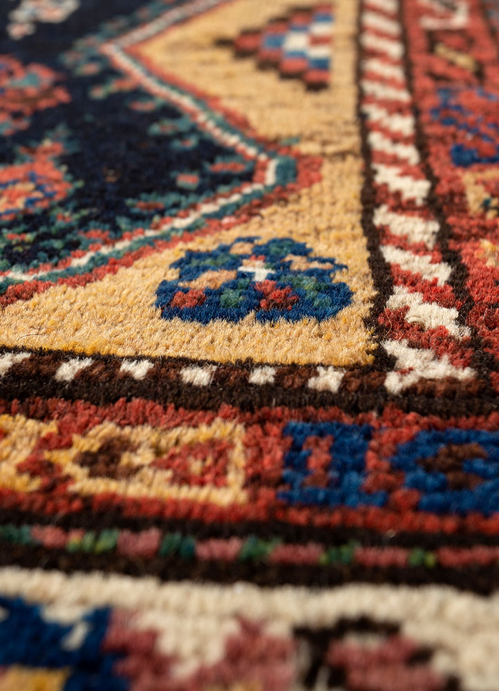 kiaan blue wool hand knotted Rug - CloseUp