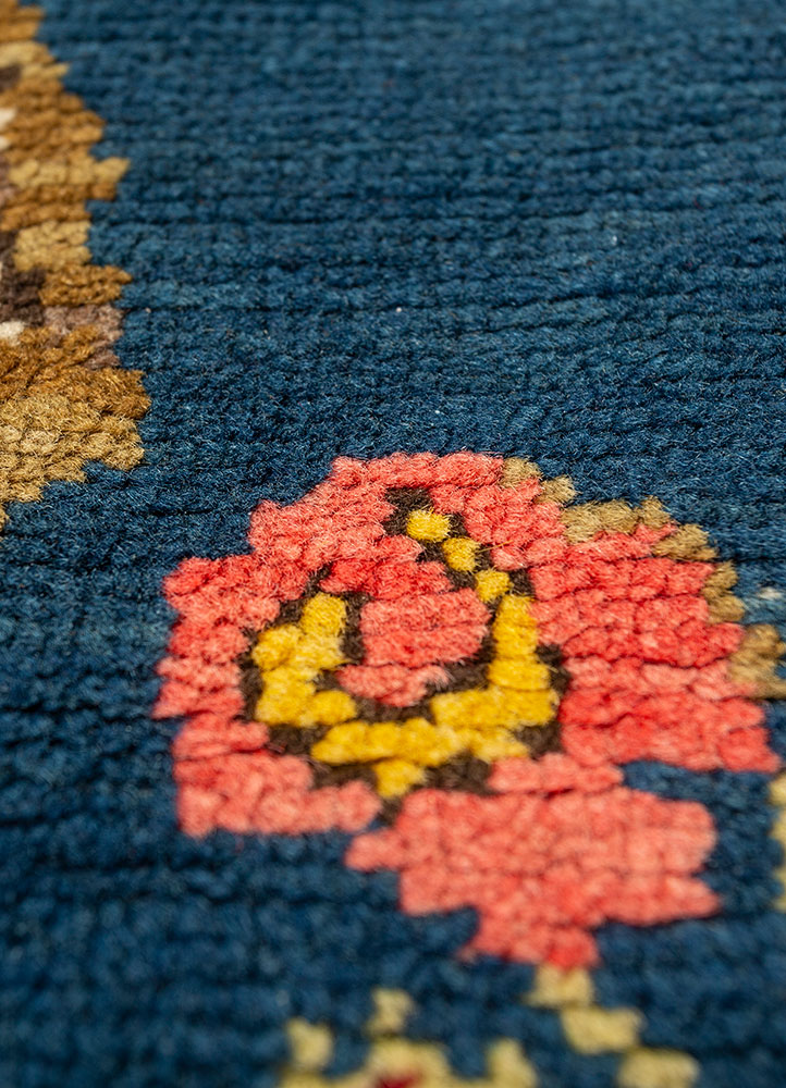 aalam blue wool hand knotted Rug - CloseUp