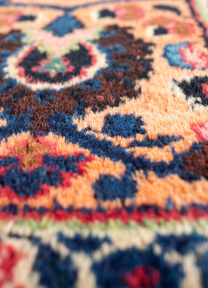 aalam red and orange wool hand knotted Rug - CloseUp