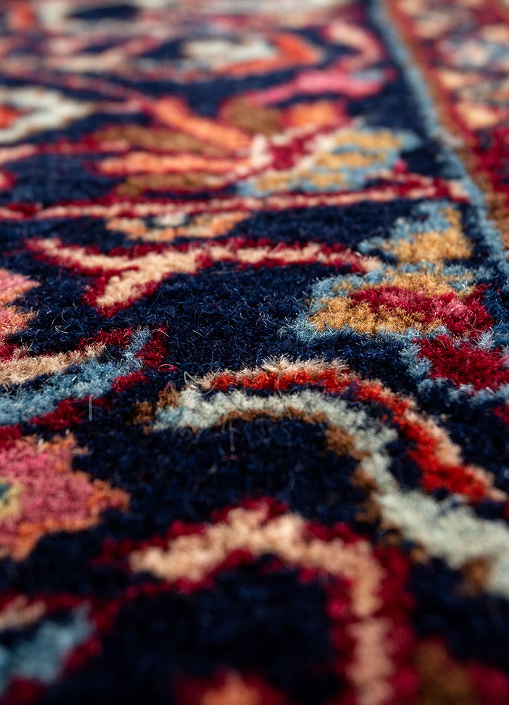 aalam red and orange wool hand knotted Rug - CloseUp